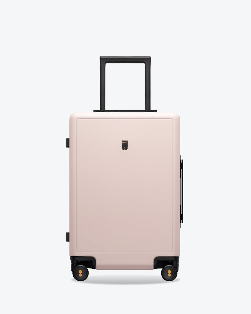 Luminous Textured Carry On 20“