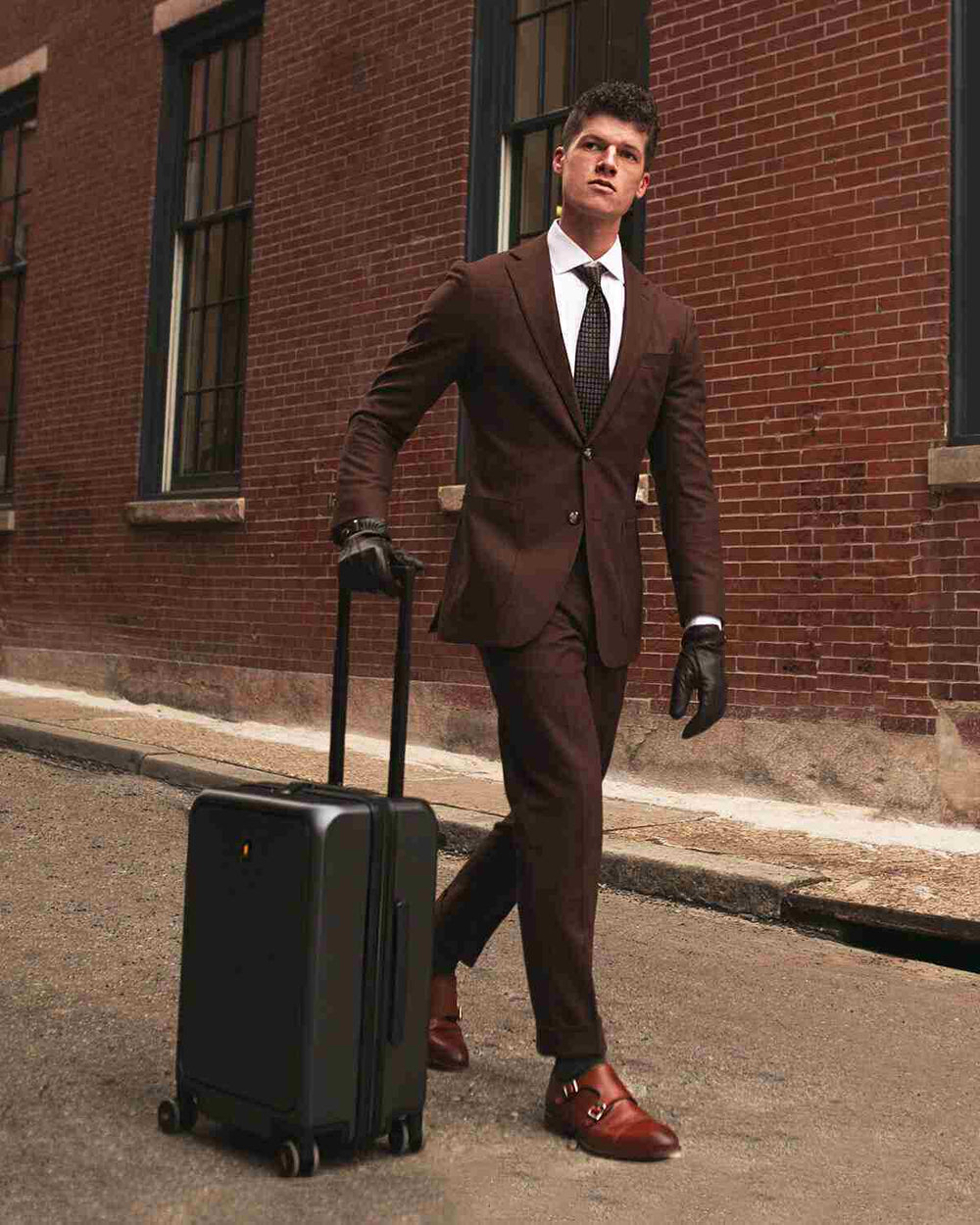 carry on with laptop pocket and usb port